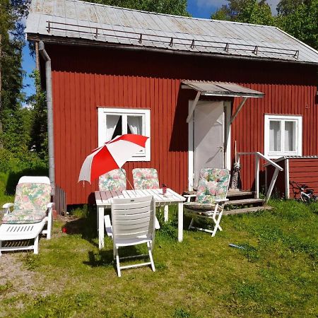 Summer Bedroom, Outside Toilet, Shower, Kitchen. 120 M From Sandbach. Bräcke Exteriör bild